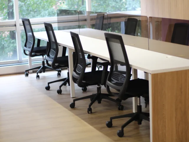 Edificio Amadeus (LHH) — proyecto AMPLEX