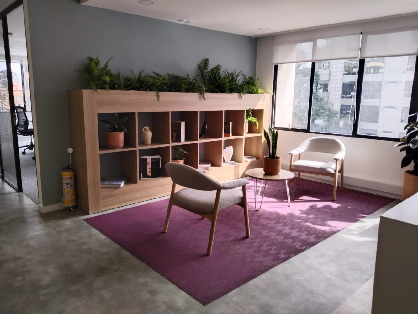 Espacio de trabajo diseñado por AMPLEX