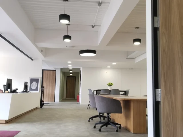 Regus Calle 93 — proyecto AMPLEX