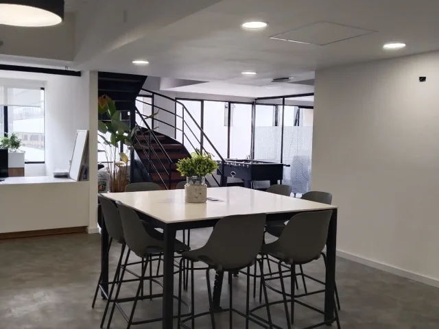 Regus Calle 93 — proyecto AMPLEX